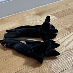 H&M Black Velvet Bow Pointed Toe Slingback Sandals